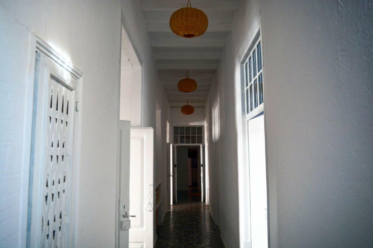 Old Charming House Faro Apartment Bagian luar foto